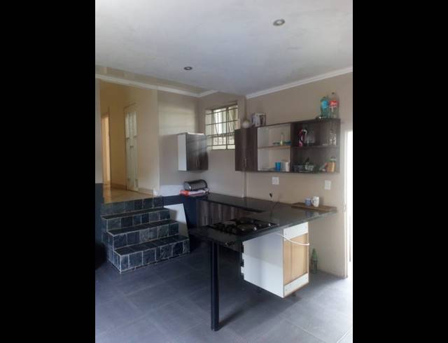 10 BEDROOM FREESTANDING FOR SALE IN HURST HILL